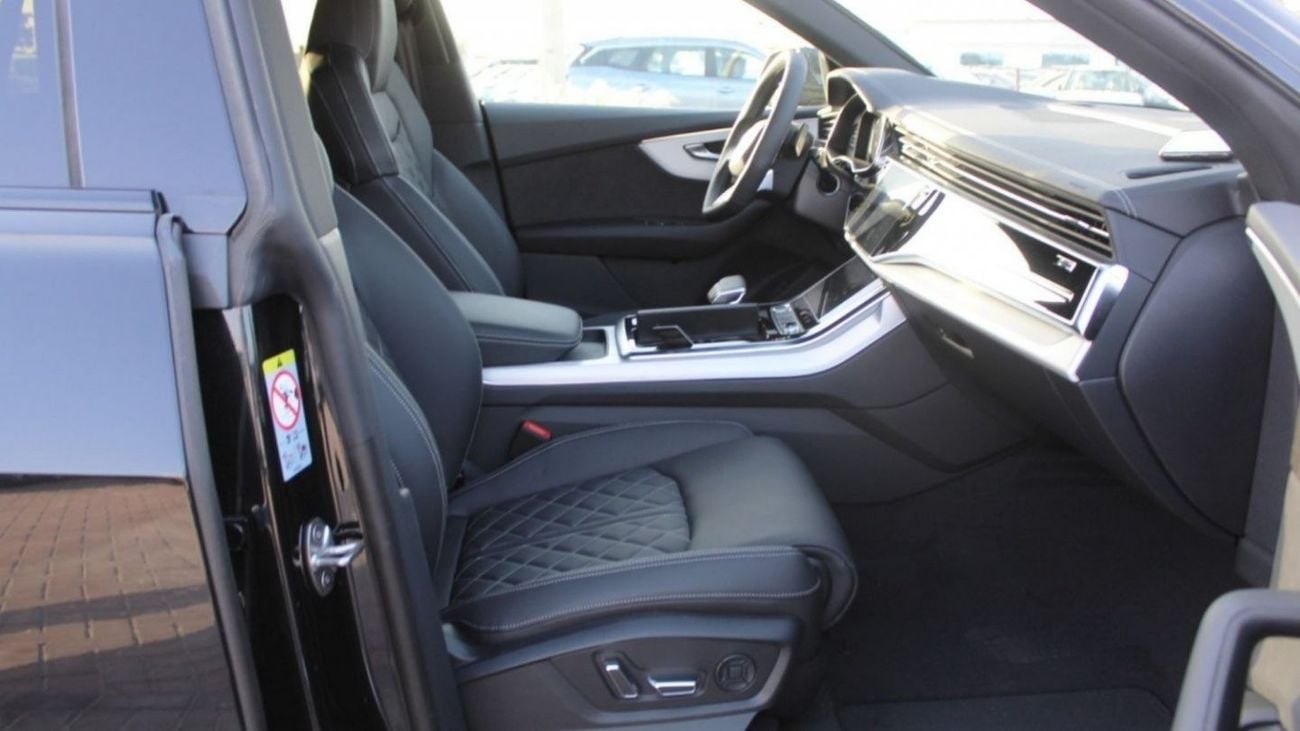 Audi Q8 AUDI Q8 3.0L COMPETITION PLUS MHEV AT (Export and Local)