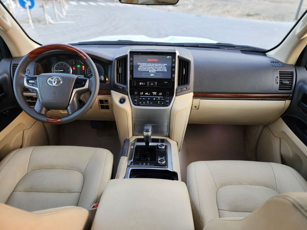 Toyota Land Cruiser GX.R V8