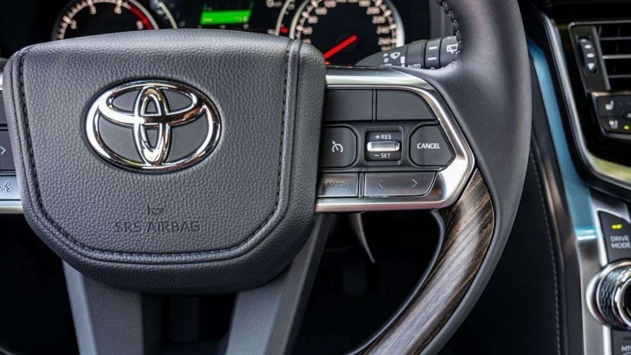 Toyota Land Cruiser VXR 3.3L