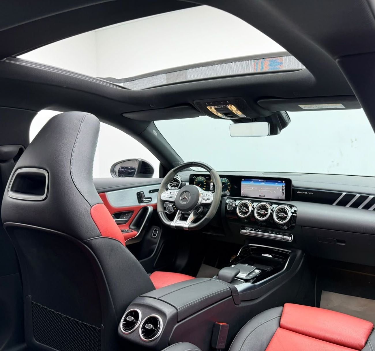 Mercedes Benz CLA35 AMG STANDARD 2022 Mercedes Benz CLA35 AMG, 2026 MB Warranty, Full MB Service History, Fully Loaded, GCC