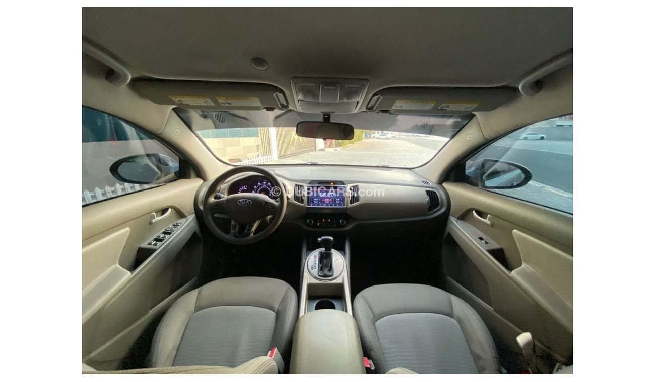 Kia Sportage LX Kia Sportage Model: 2014 Walk: 104,000 miles Price: 25,000 dirhams American specifications V4, 2.