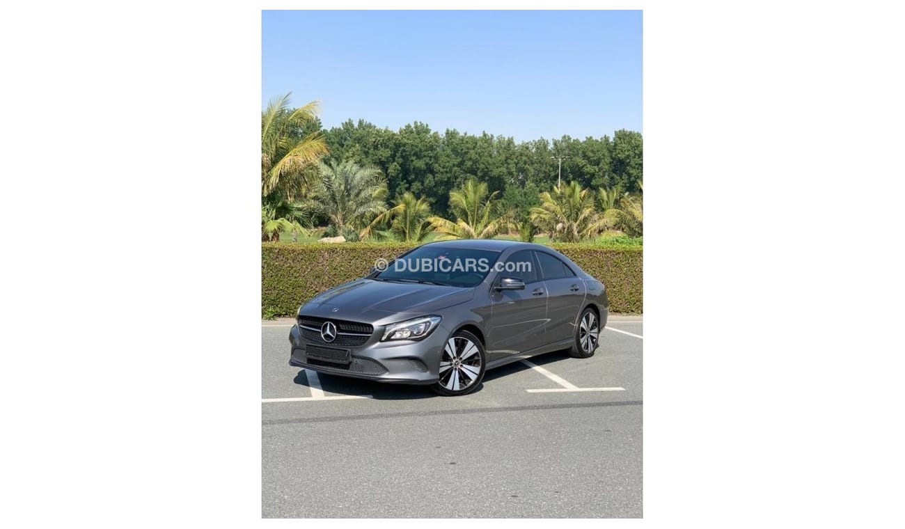 Used MercedesBenz CLA 200 2018 for sale in Dubai 599084