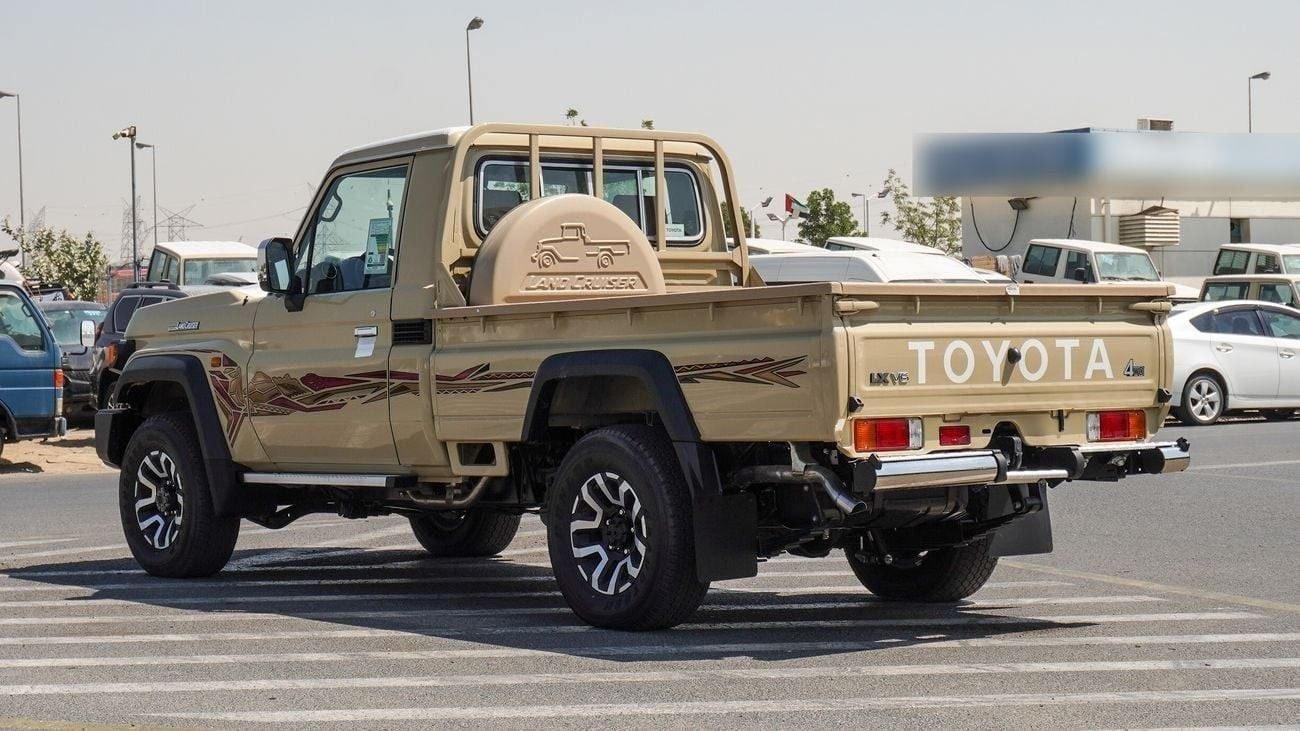Toyota Land Cruiser Pick Up Std 4.0L Single Cab Utility 4WD