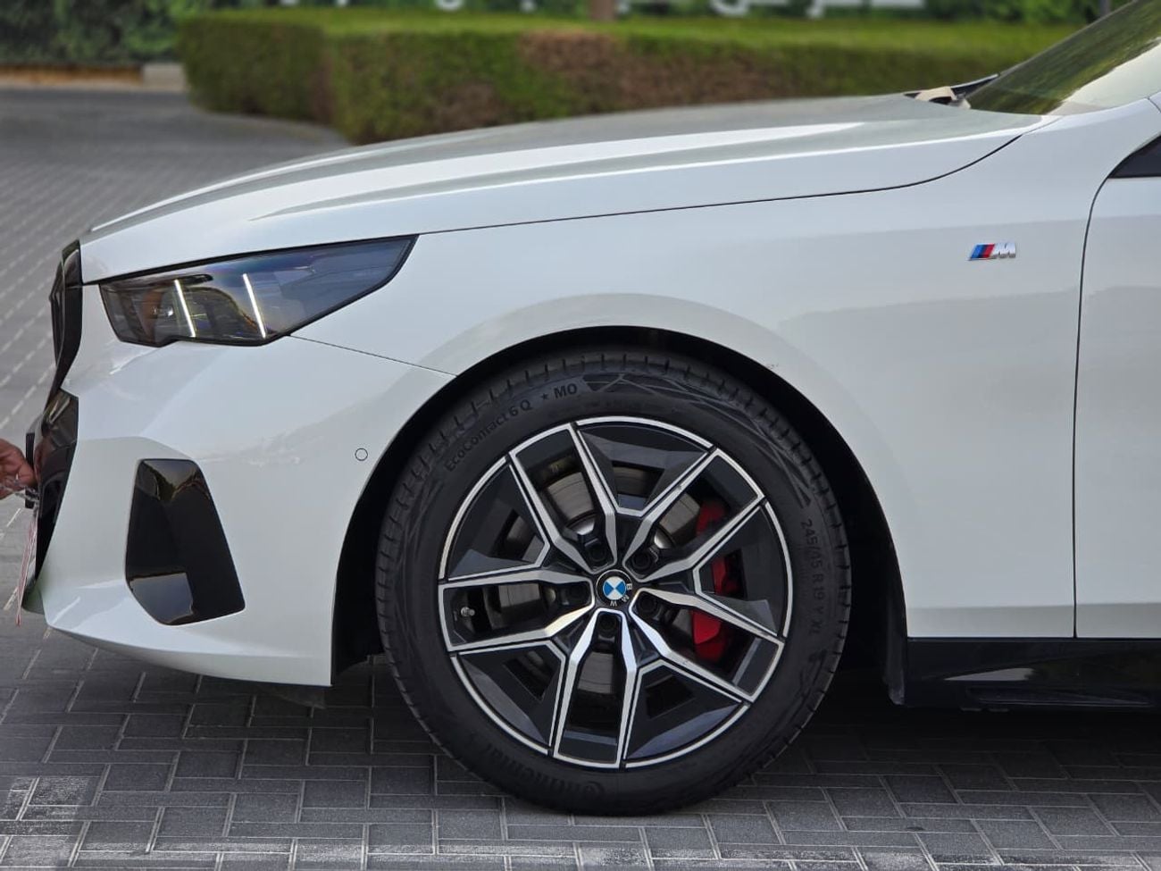 بي أم دبليو 520i M SPORT