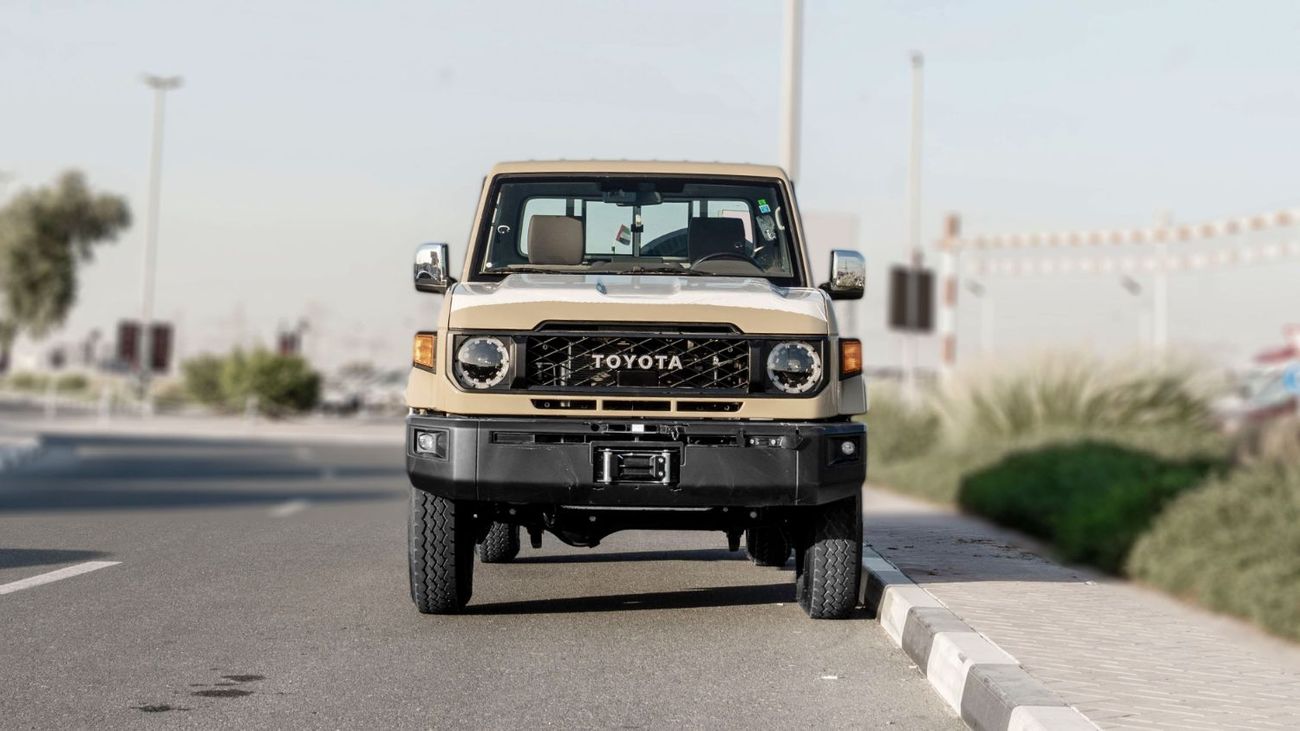 Toyota Land Cruiser 2026 Toyota Land Cruiser LC79 2.8L AT Diesel (Beige-Brown) Mid