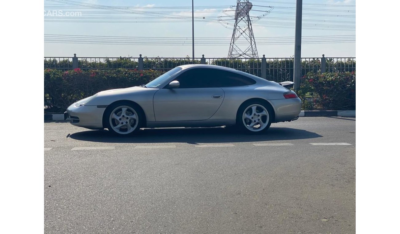 Porsche Carrera GT 4s