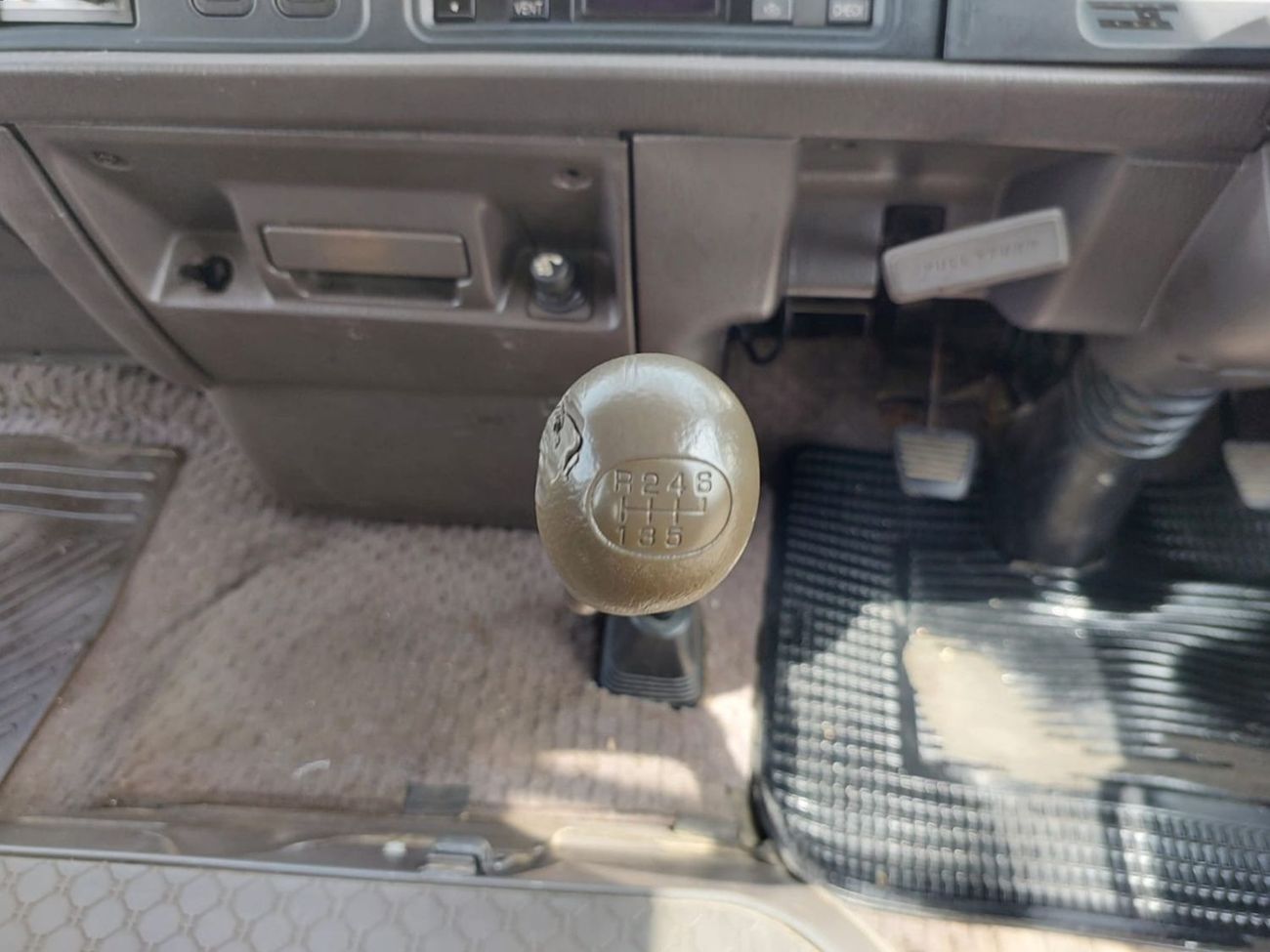 Mitsubishi Rosa (RAMADAN OFFER) MITSUBISHI ROSA BUS RHD 1996 MODEL 3.9 L DIESEL MANUAL(PM40577)