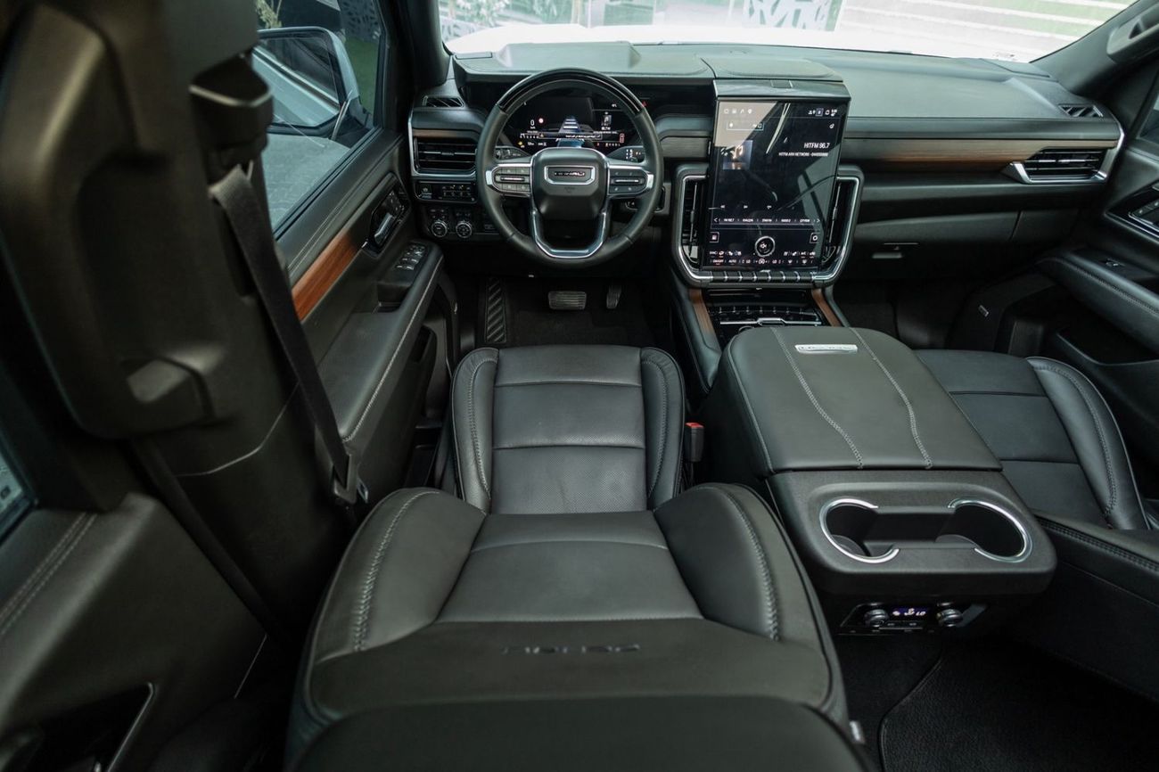 GMC Yukon XL DENALI GMC Yukon XL 2500 Denali 2025 GCC | Agency Warranty | Service Contract