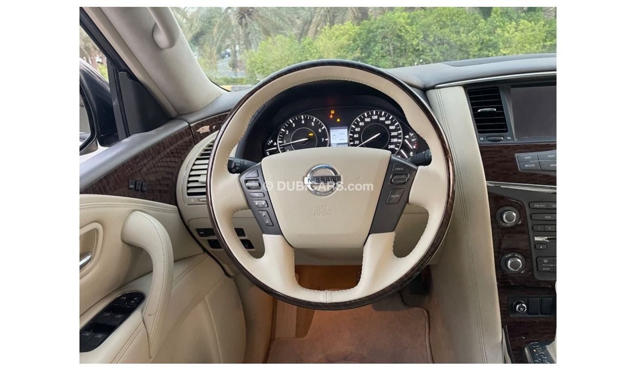 نيسان باترول NISSAN PATROL 400  V8  MODEL 2011( GCC_ SPEC) VERY GOOD CONDITION