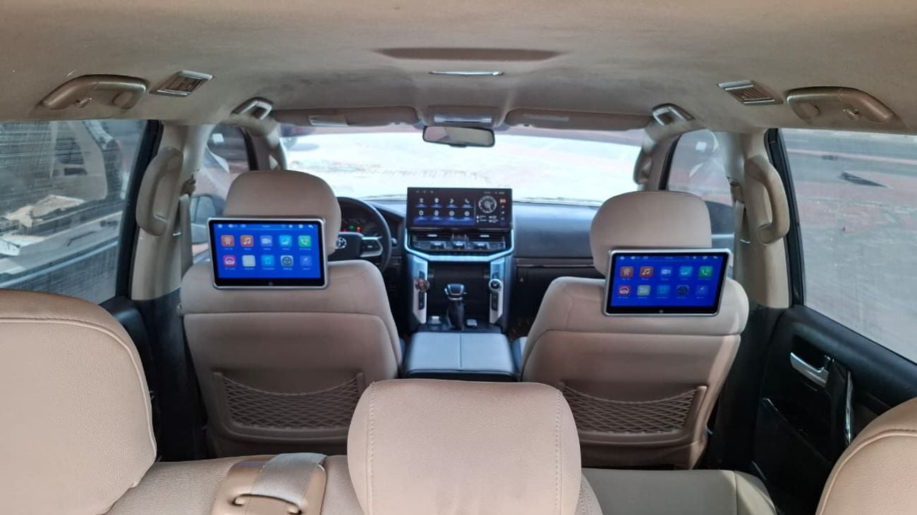 Toyota Land Cruiser GXR 4.0L (271 HP) 4WD FACELIFT TO LC300 INTERIOR AND EXTERIOR