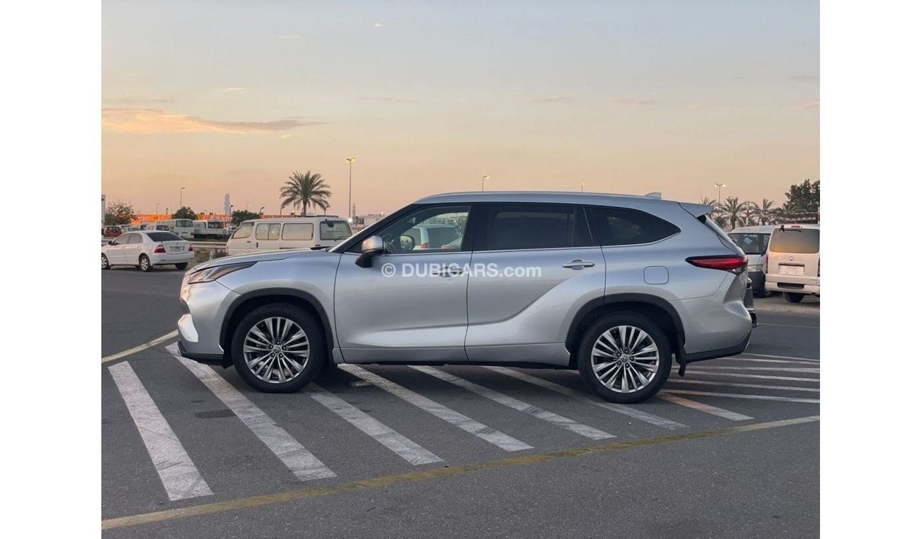 Toyota Highlander 2020 Toyota Highlander Platinum 4WD 3.5L V6 /