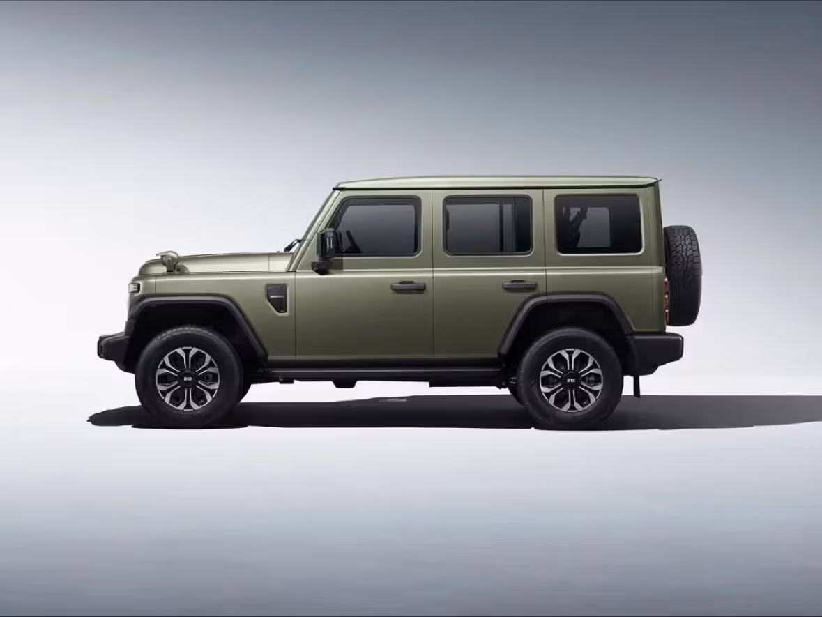 212 Motors T01 exterior - Side Profile