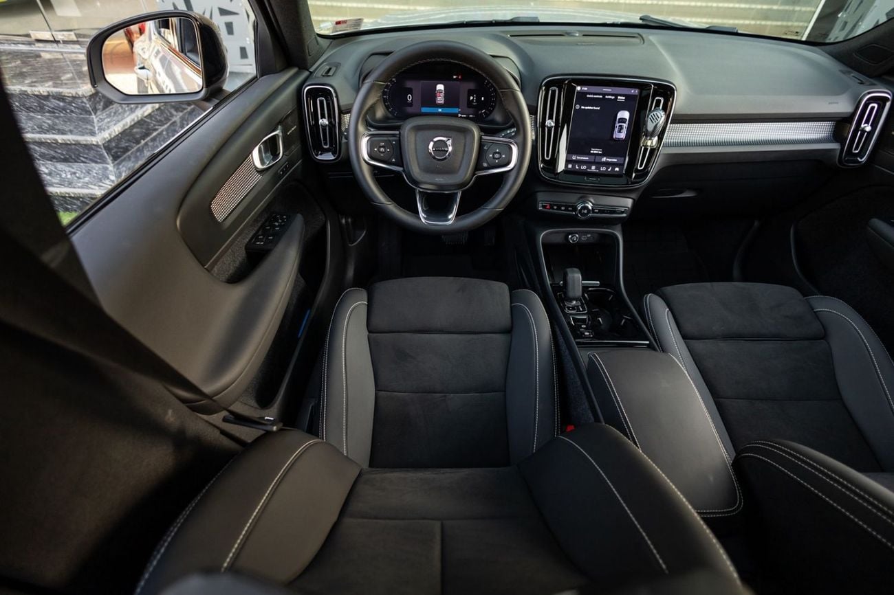 فولفو XC 40 Volvo XC40 2023 مواصفات خليجية مقابل 1,484.00 AED شهريًا