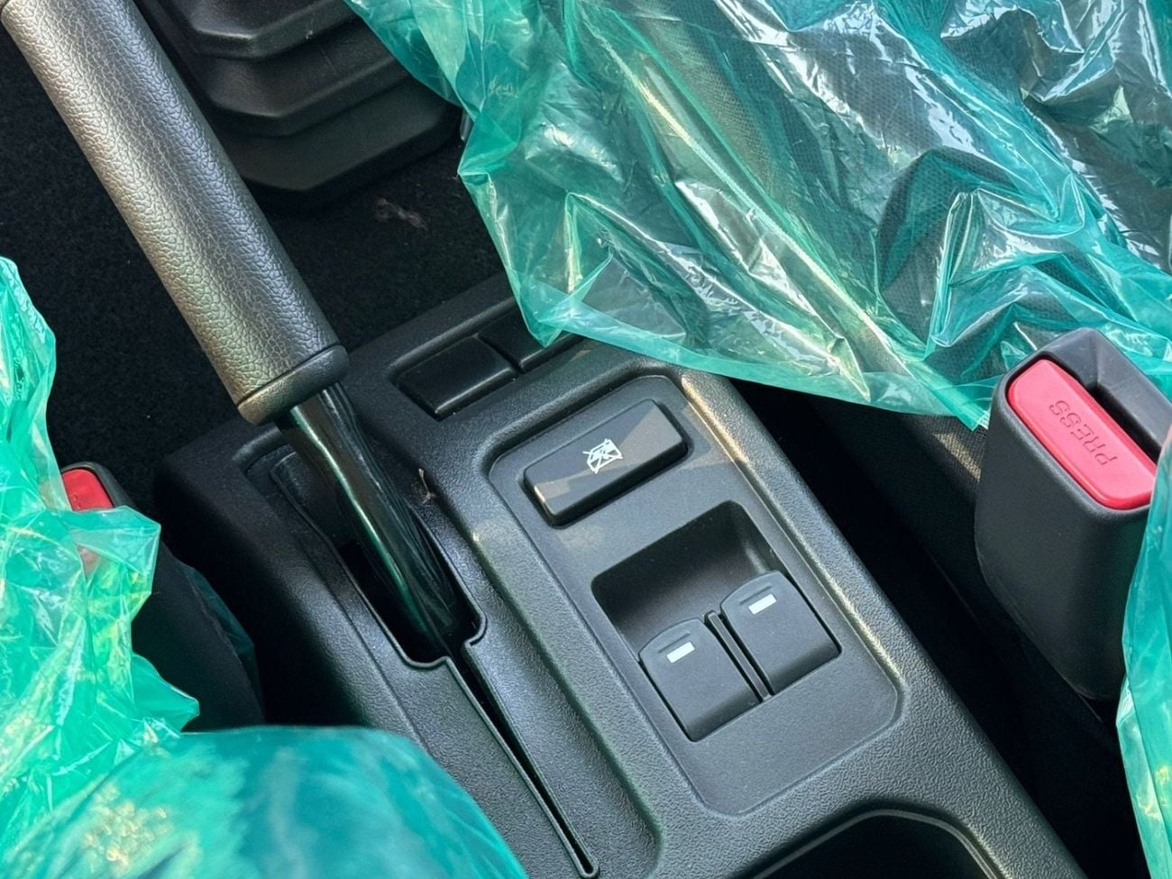 سوزوكي جيمني GLx 4 Door GCC brand New only Export