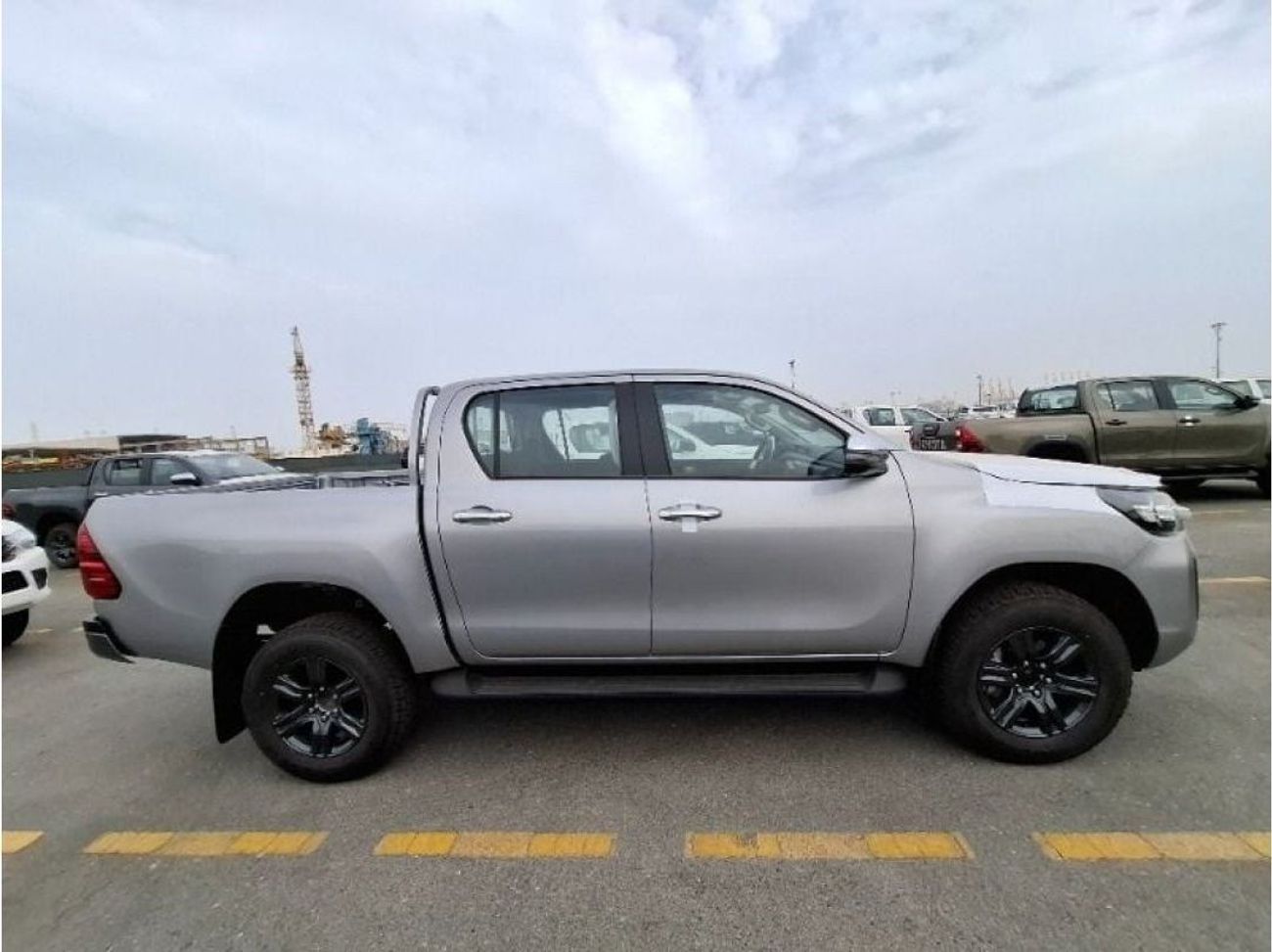 Toyota Hilux Toyota Hilux Active Double Cab Med Auto 3I 2.4GD Diesel | 0 KM | 03 years Warranty