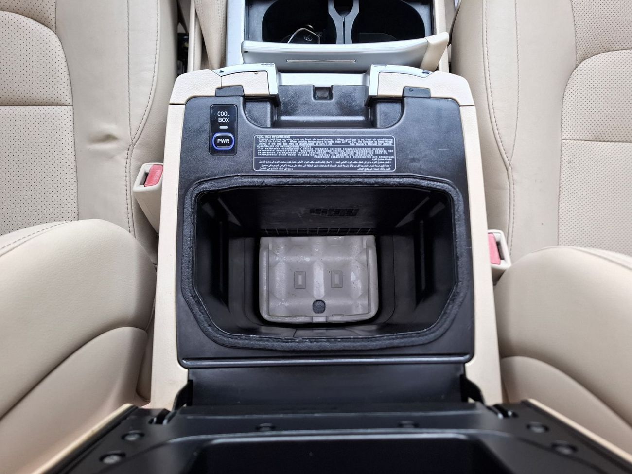 Toyota Land Cruiser GXR 4.0L (271 HP) 4WD Toyota Landcruiser GXR 4.0L 2019 White Petrol Original (Export Only)