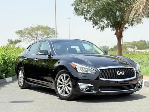 Infiniti Q70 Excellence 3.7L Infiniti Q 70 Black Edition / V6 / 2018 / GCC / Perfect Condition / 1,035 AED Monthl