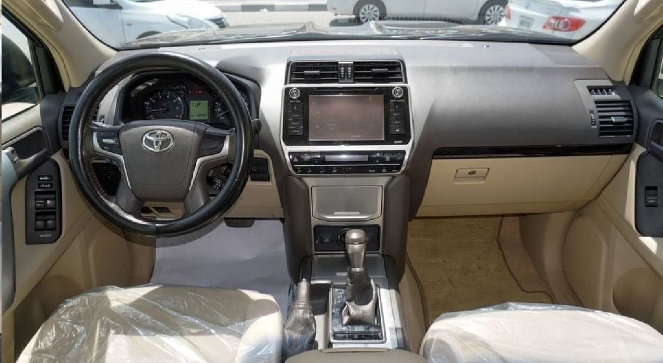 Toyota Prado TX-L 2018 V4 2.7L GCC Specification Very Clean And Perfect Condition