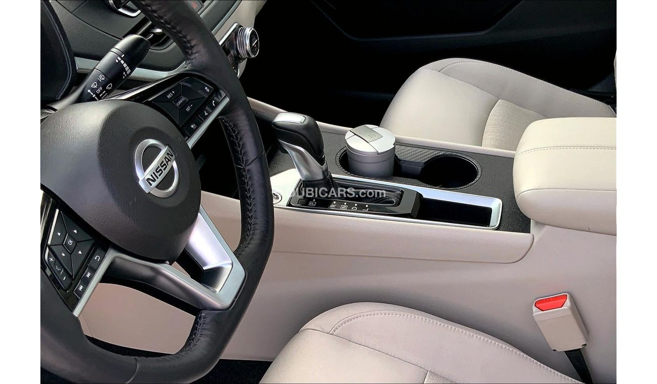 نيسان ألتيما SV