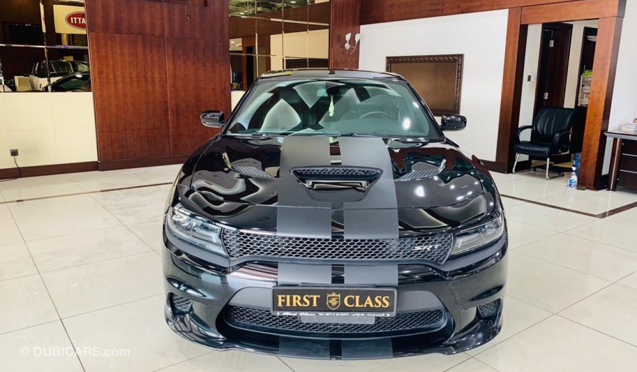 دودج تشارجر SRT HELLCAT