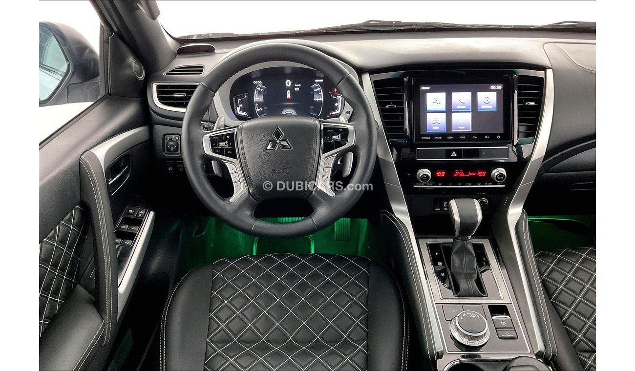 Mitsubishi Montero Signature