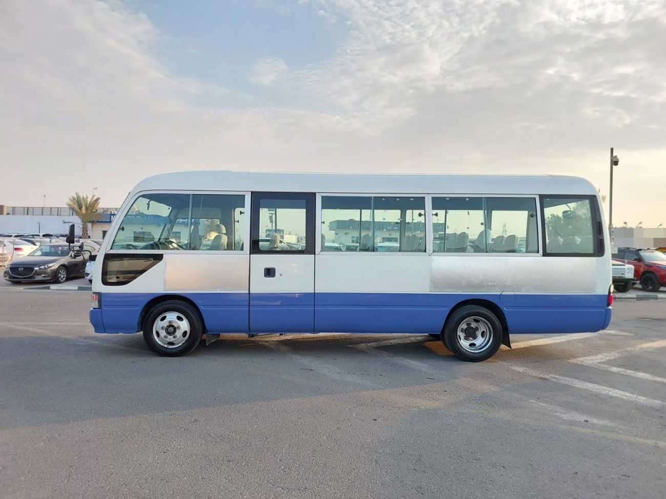 تويوتا كوستر 2002 TOYOTA COASTER BUS RHD 4.1 L DIESEL AUTOMATIC (PM11068)