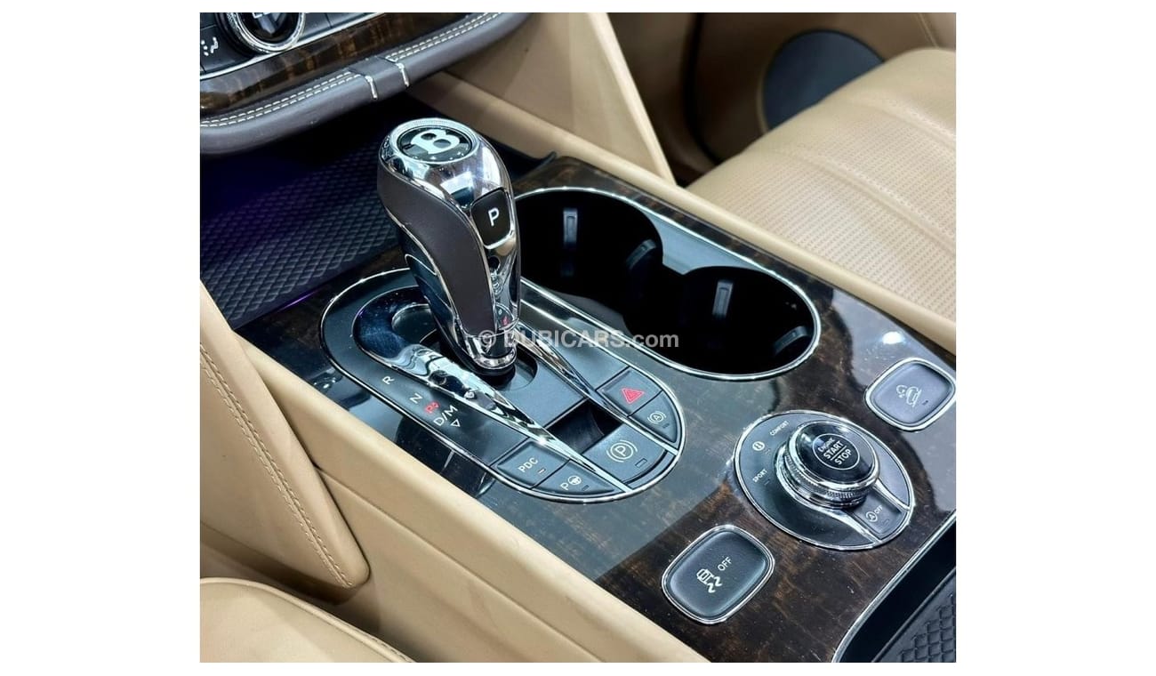 Bentley Bentayga 2019 Bentley Bentayga V8, March 2024 Bentley Warranty, Full Bentley Service History, GCC