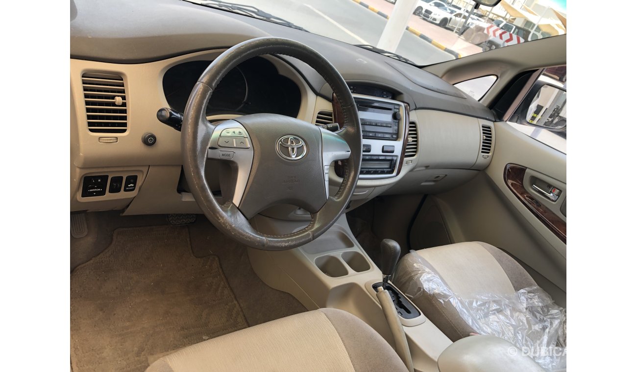 تويوتا إينوفا Toyota Innova,model:2013. Low mileage