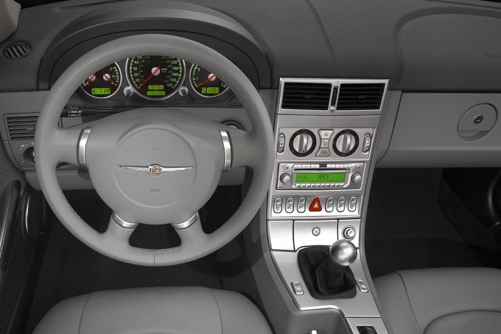 Chrysler Crossfire interior - Cockpit