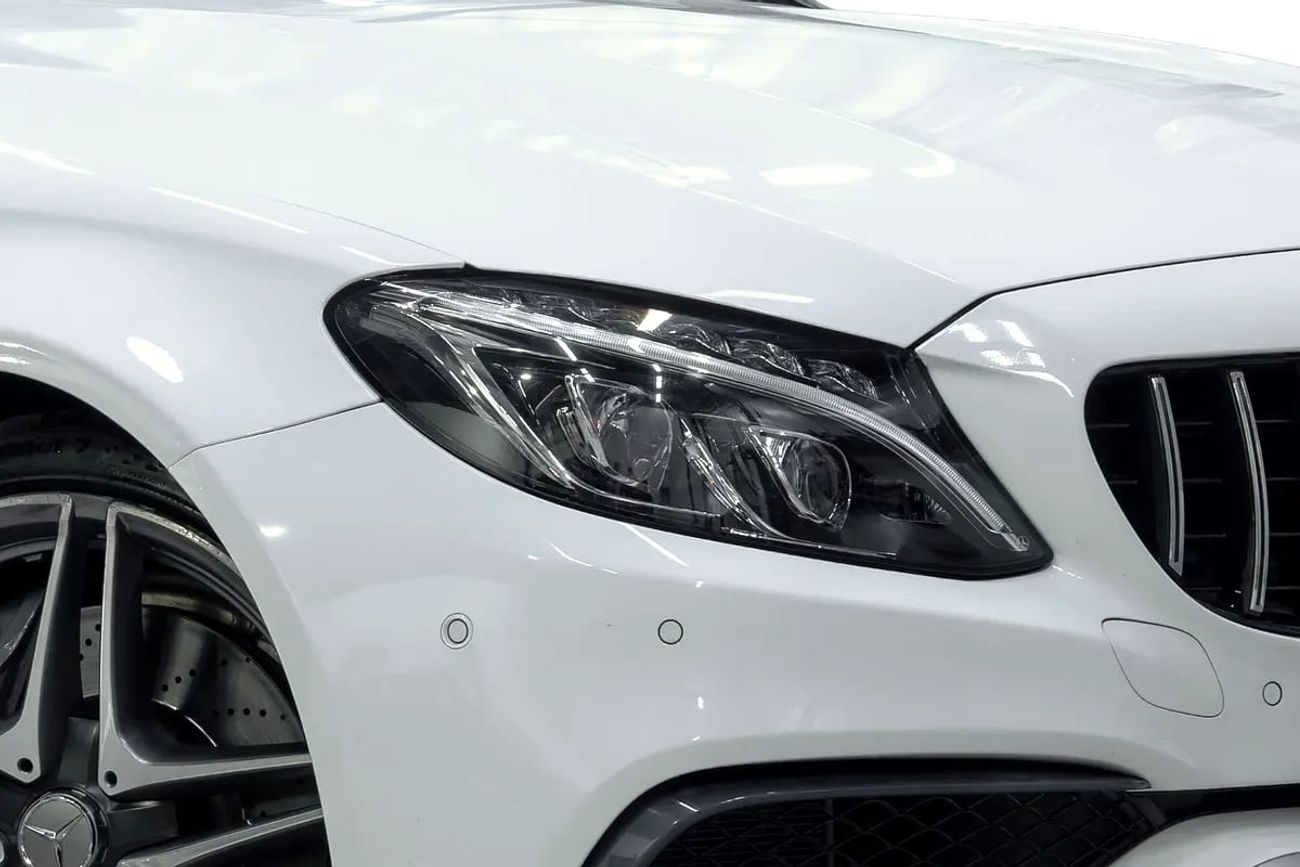 مرسيدس بنز C 63 AMG 0% Downpayment | 5,156 P/M | Warranty and Service Package Available