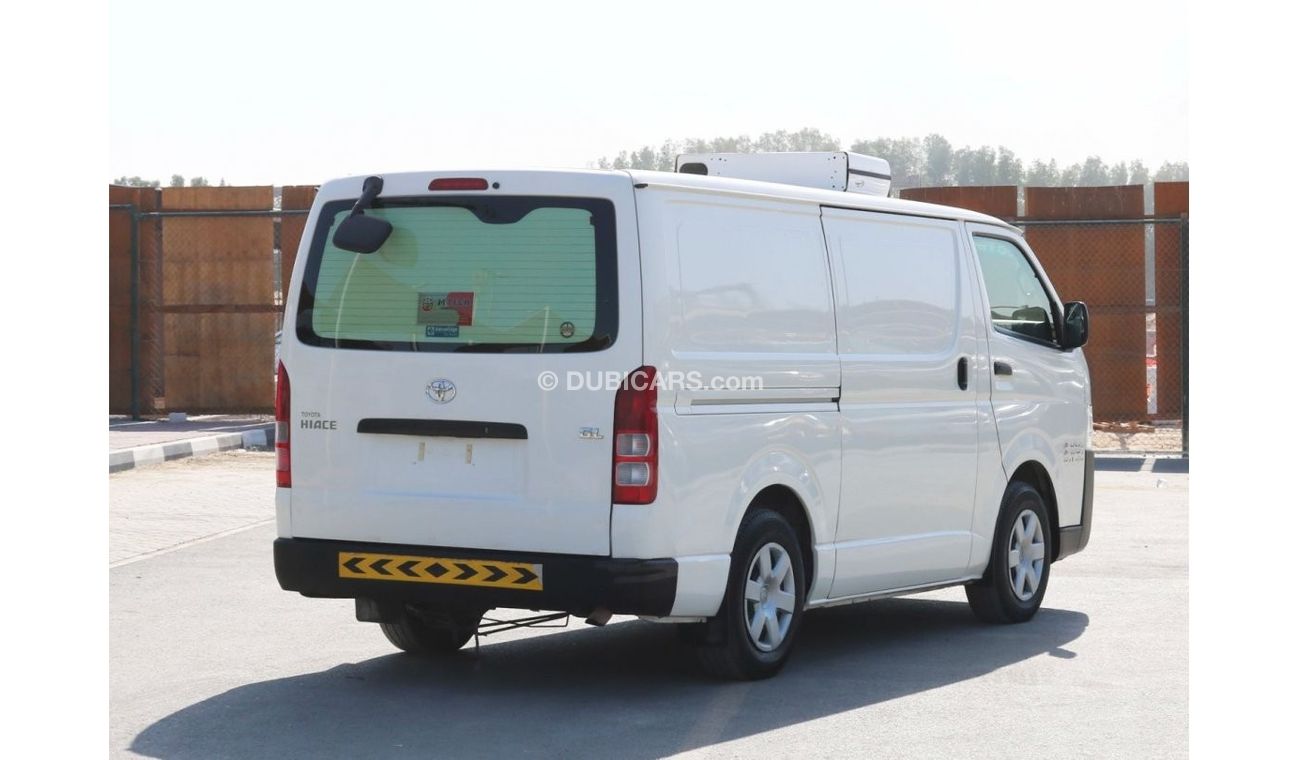 Toyota Hiace 2018 | TOYOTA HIACE CHILLER DELIVERY VAN WITH GCC SPECS AND EXCELLENT CONDITION