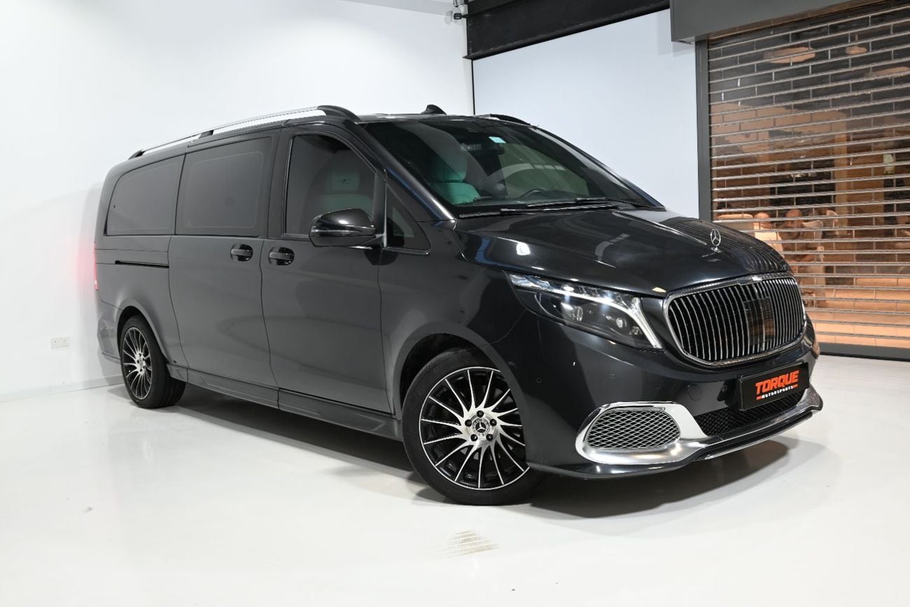 Mercedes Benz V 250 2023 Mercedes-Benz V250 V Line Desing, Mercedes Service History, 1 Year Warranty, GCC