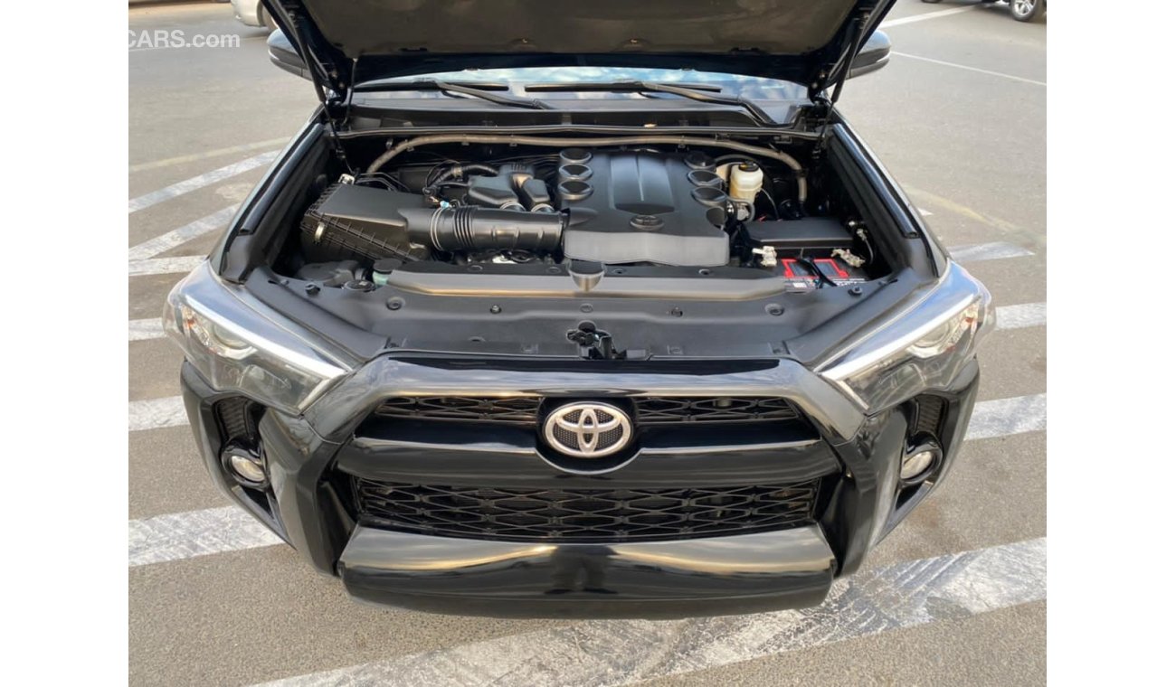 Toyota 4Runner 2018 TOYOTA 4RUNNER SR5 MID OPTION