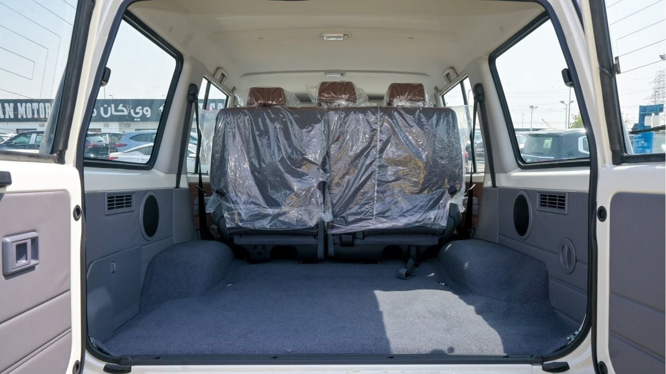 Toyota Land Cruiser 70 LX 4.0L V6