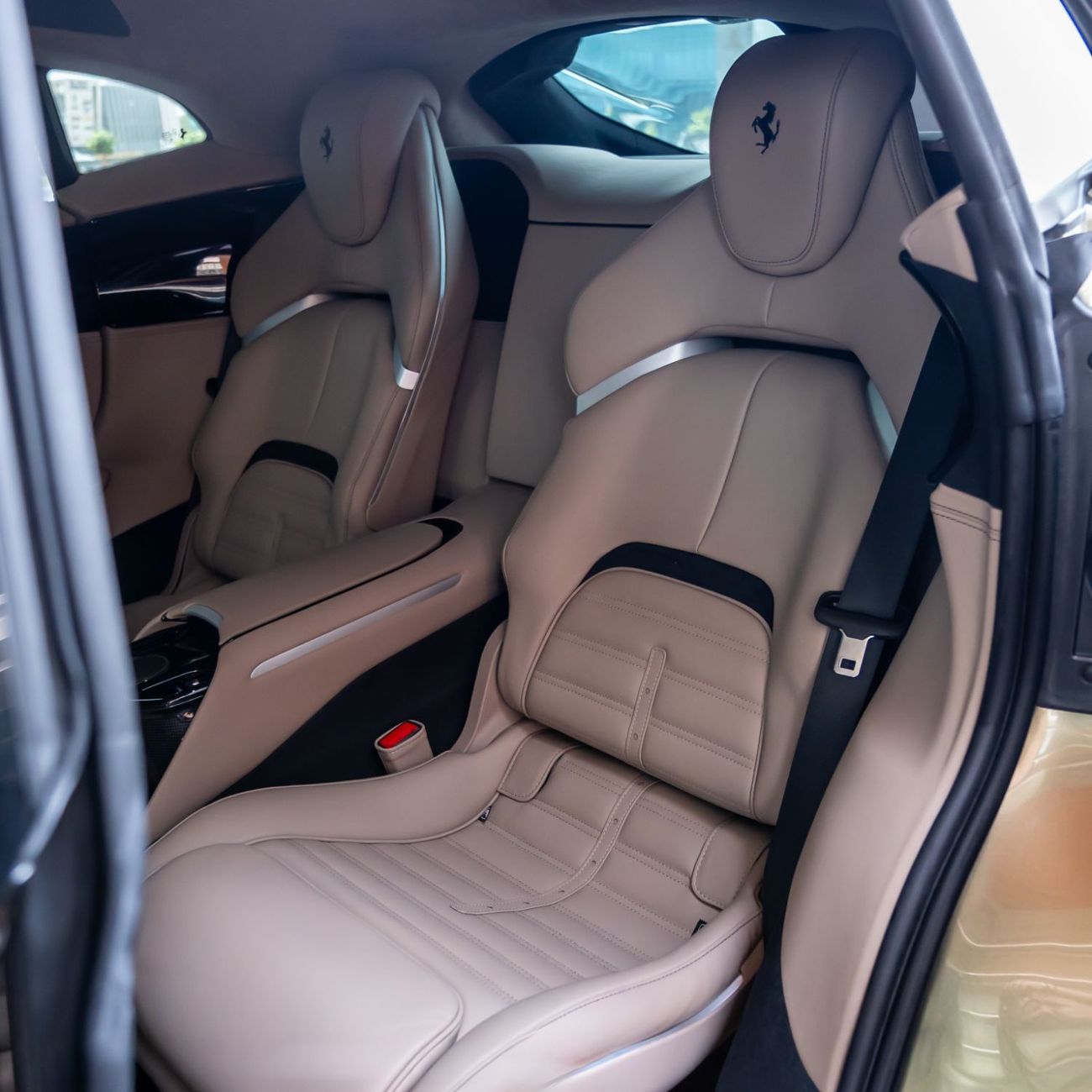 Ferrari Purosangue 2025 FERRARI PUROSANGUE ( FULL CARBON BODY KIT ) BRAND NEW