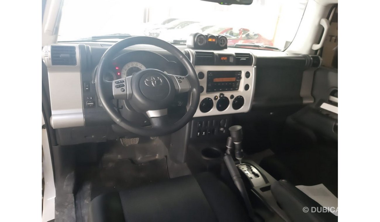 Toyota FJ Cruiser (Lot#: 1645)