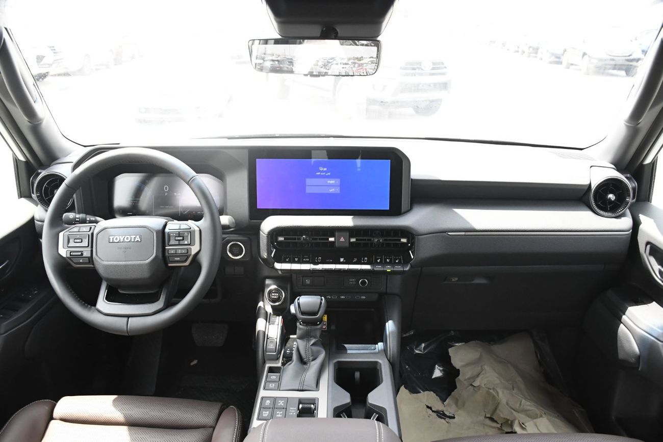 تويوتا برادو 2.4L Adventure  Petrol Full Option GCC (Ready Stock)