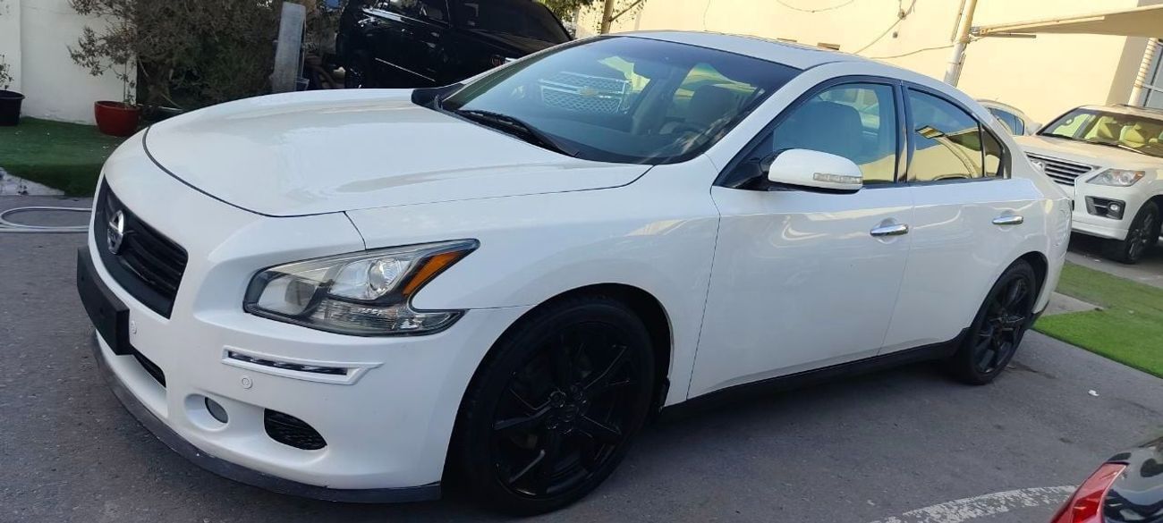 Nissan Maxima Maxima