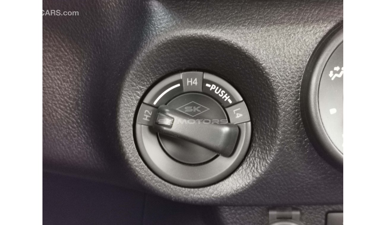 تويوتا هيلوكس 2.7L, Automatic, Xenon Headlights, Front A/C, Fabric Seats, ECO & PWR Drive Mode, (CODE # THMO03)