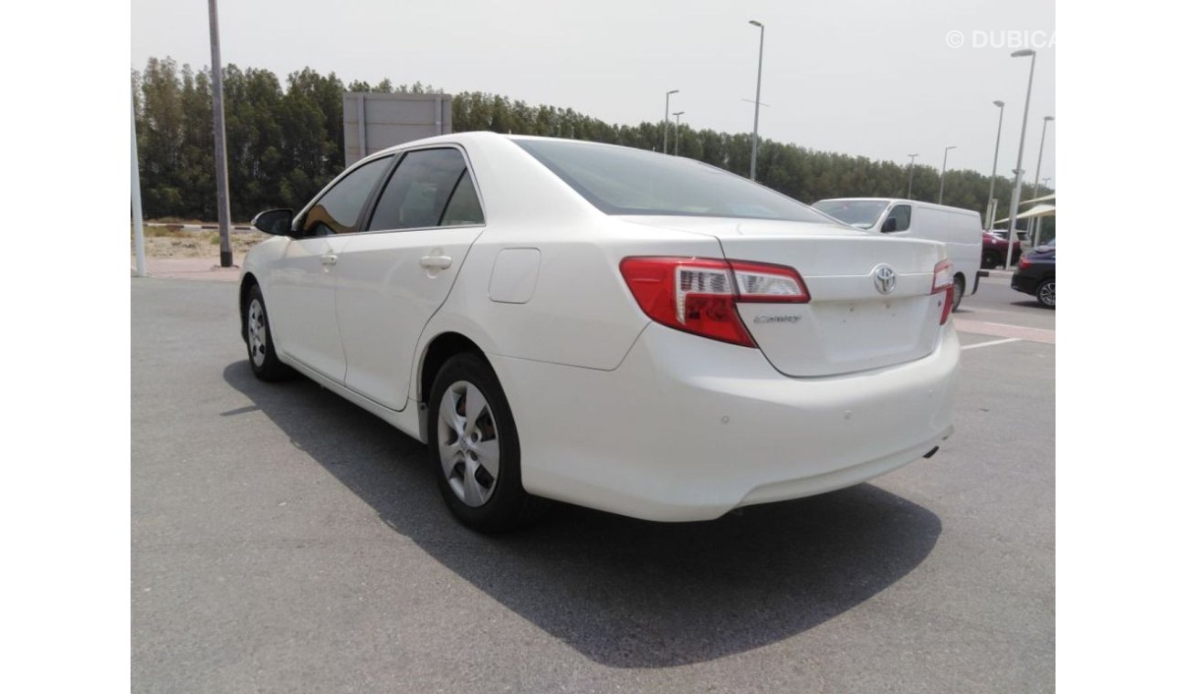 Toyota Camry Toyota camrey 2014 gcc very good car