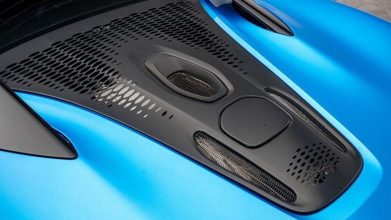 McLaren Artura 2023 - GCC - Under Warranty