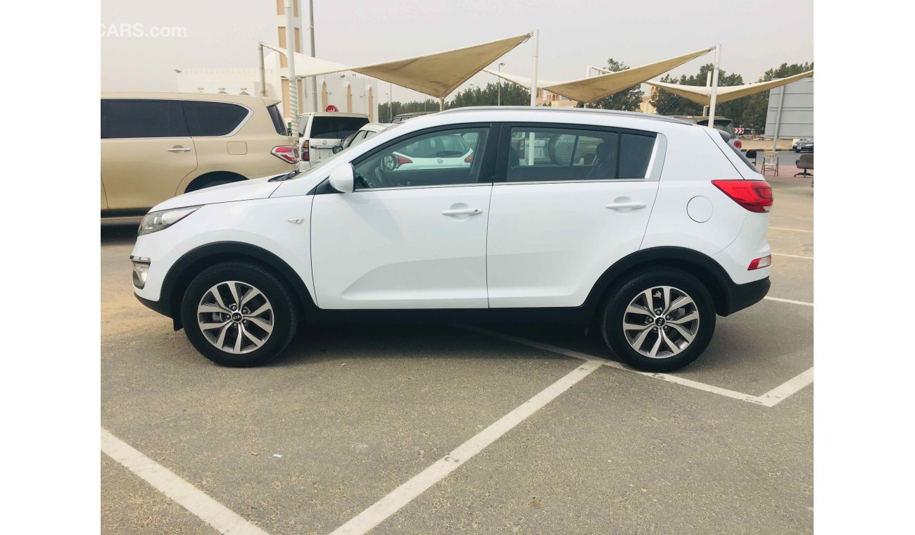 Kia Sportage سياره نظيفه جدا بدون حوادث بحاله ممتاذه صبغة وكاله