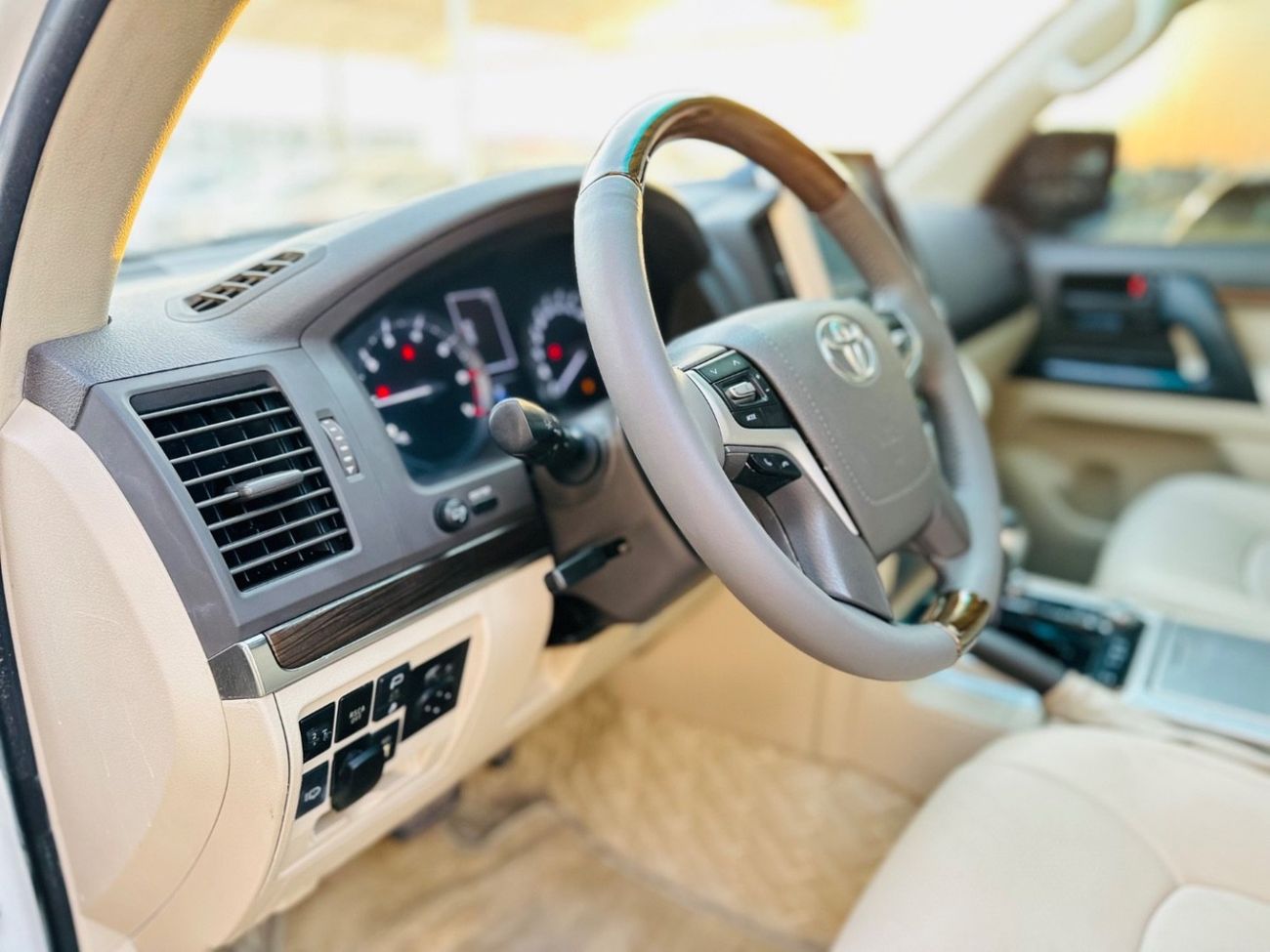 Toyota Land Cruiser GXR 4.0L (271 HP) 4WD