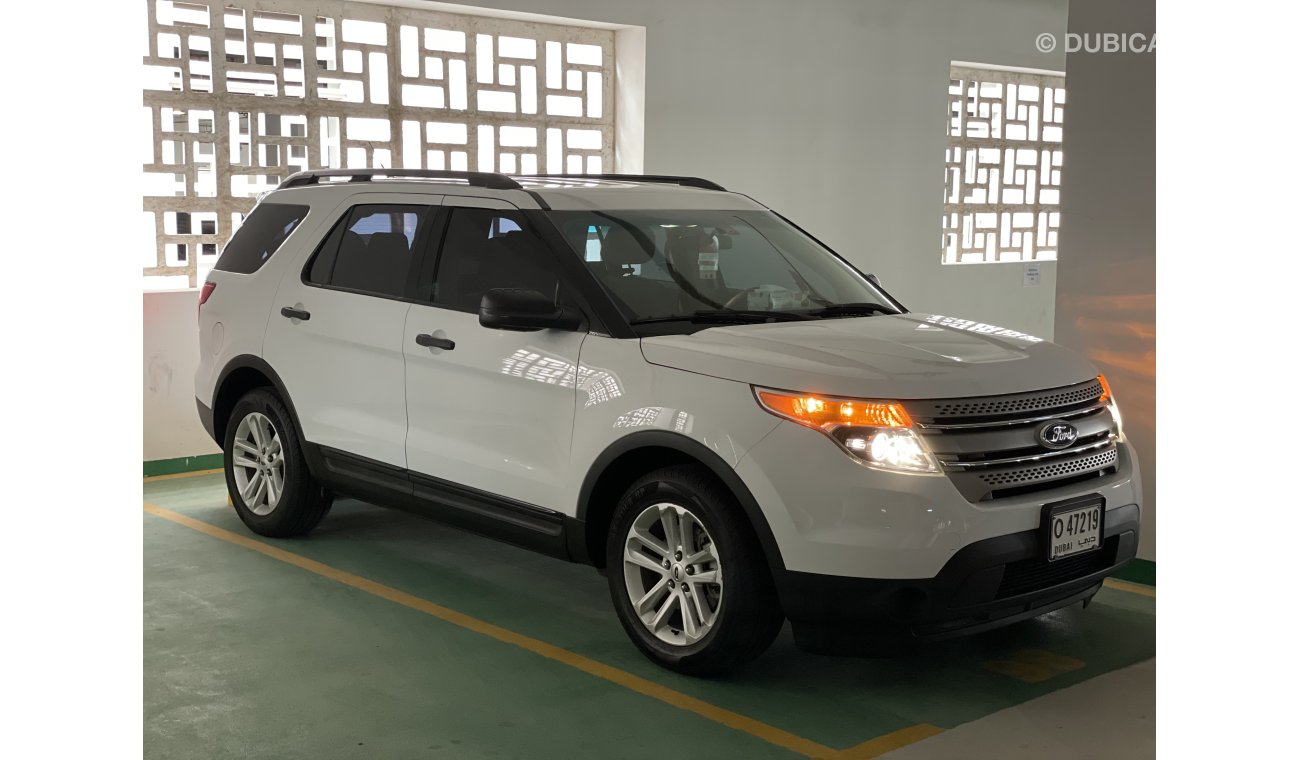 Ford Explorer Std