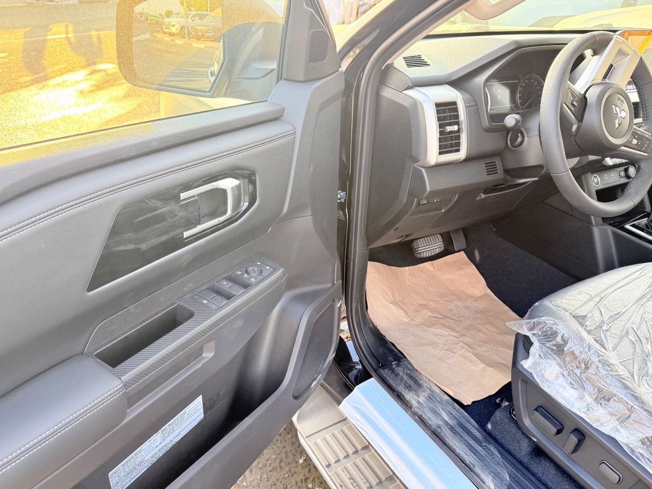 Mitsubishi L200 GLX Double Cab Diesel A/T 2.4L