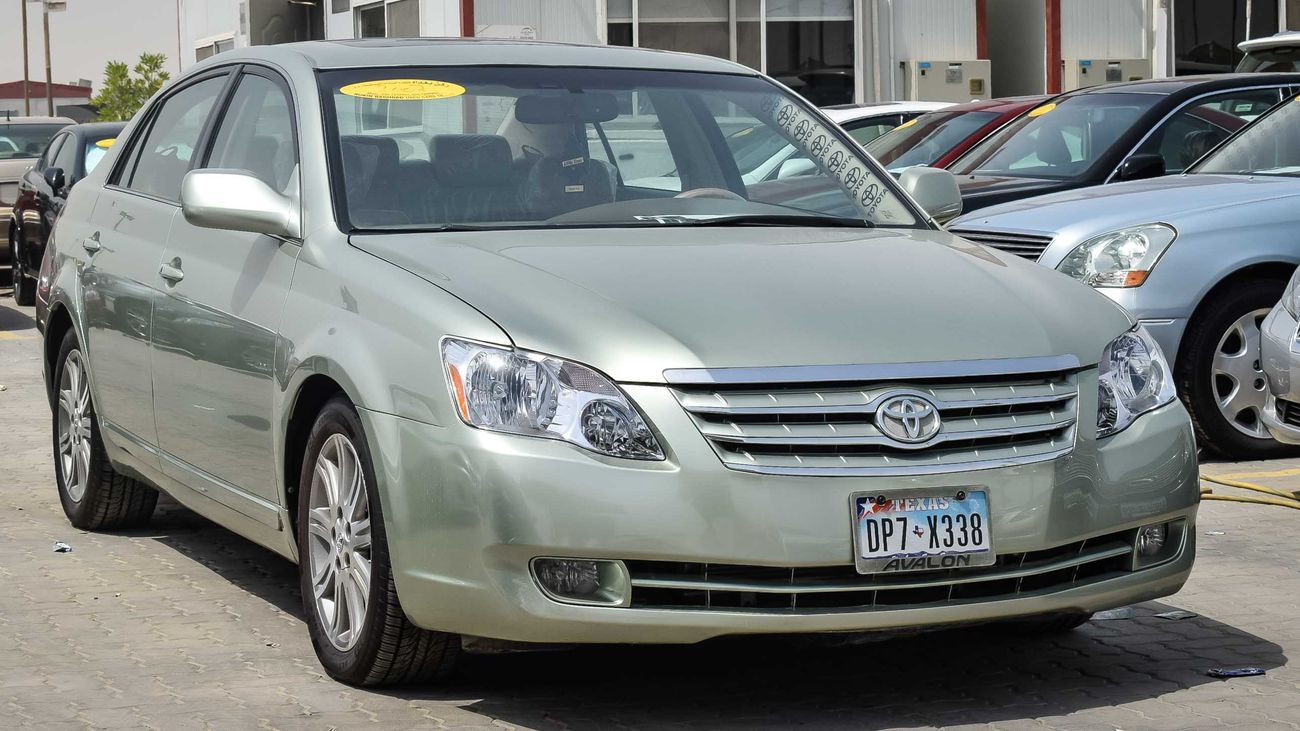 Used Toyota Avalon Limited 2007 for sale in Sharjah 179286