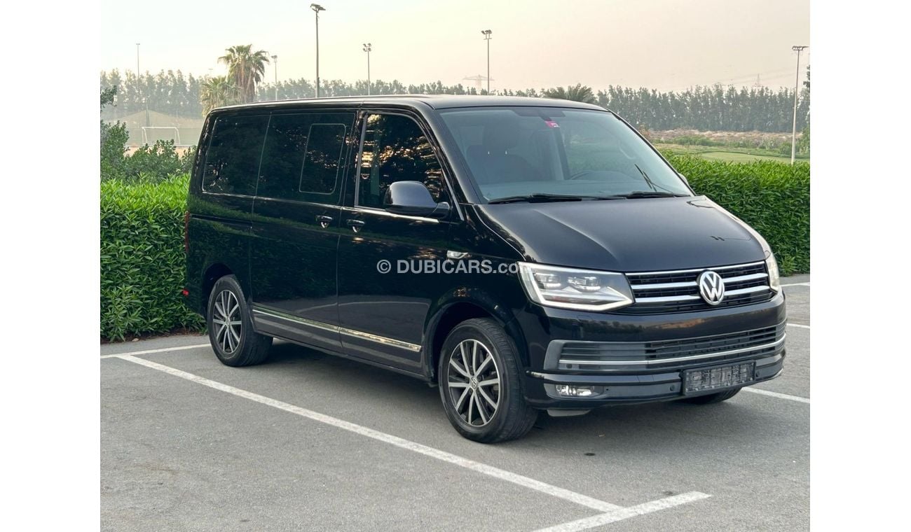 Volkswagen Multivan Hihgline Multivan 2018 GCC V4 // Orginal Paint // Accident Free // 2Keys // Perfect Condition