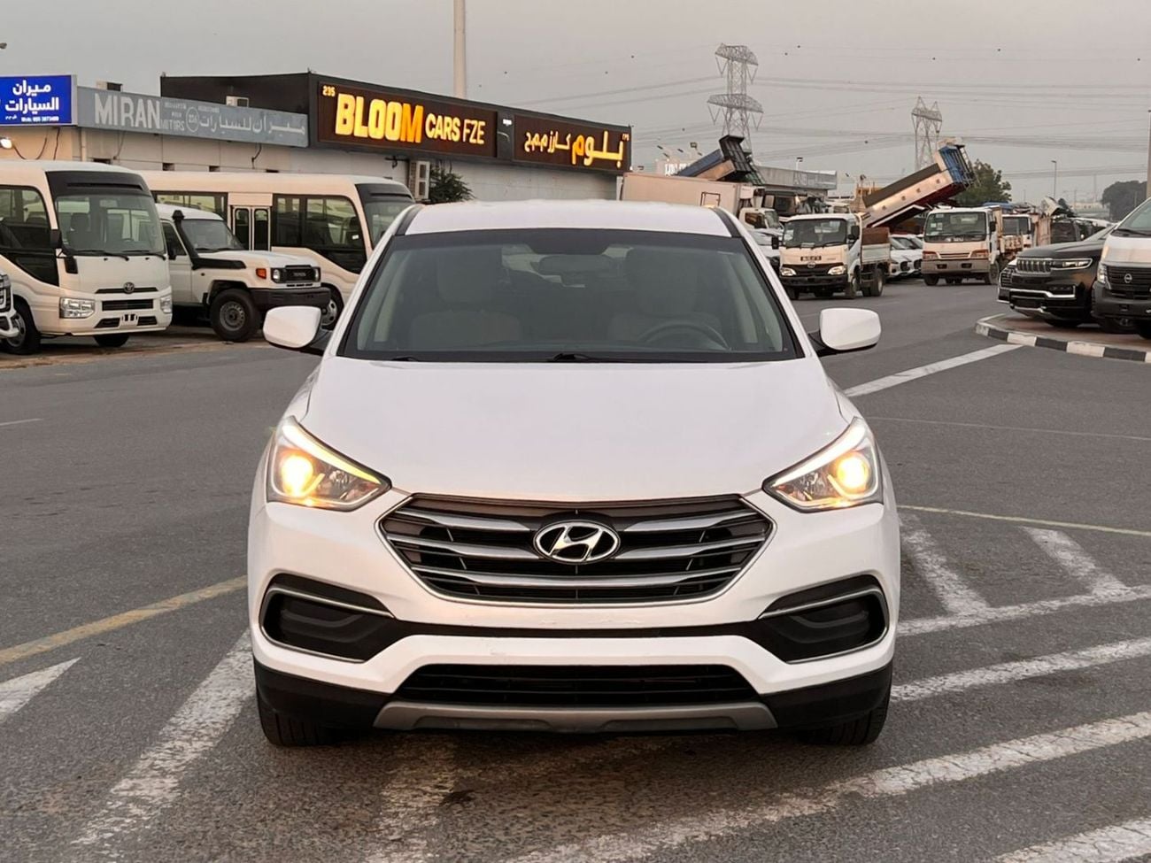 هيونداي سانتا في 2018 Hyundai Santa Fe  Sports 2.4L V4 - Apple Play & Android - Rear Camera - 2 keys
