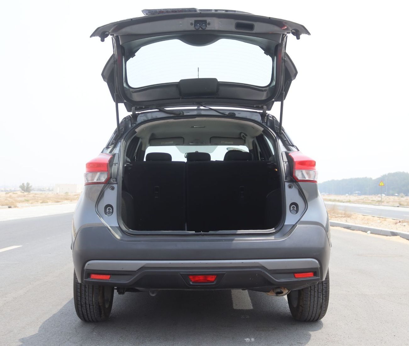 Nissan Kicks SV 1.6L Nissan Kicks 2020 GCC edition without accidents, mileage 119,000 KM, 1.6L engine, price 36,0