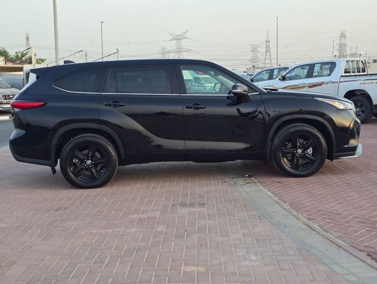 تويوتا هايلاندر LE AWD